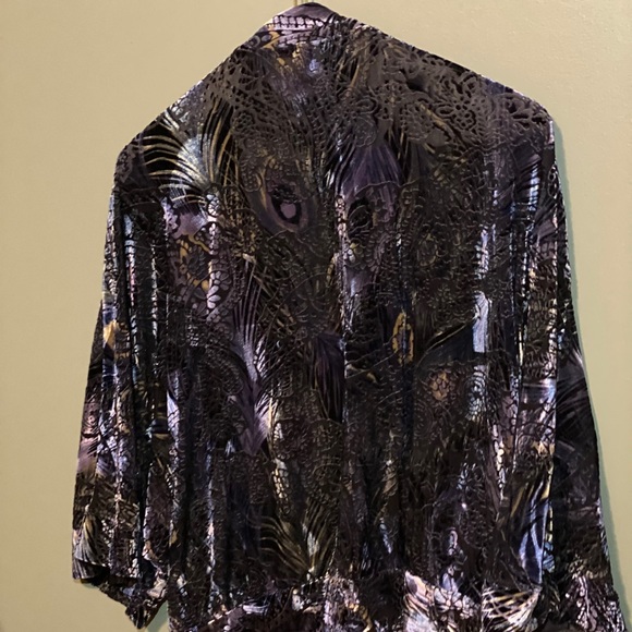 Suede iridescent knot top - Picture 2 of 11